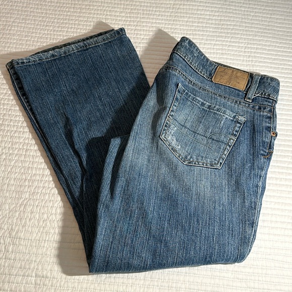American Eagle distressed jeans, 12/short - Picture 1 of 10